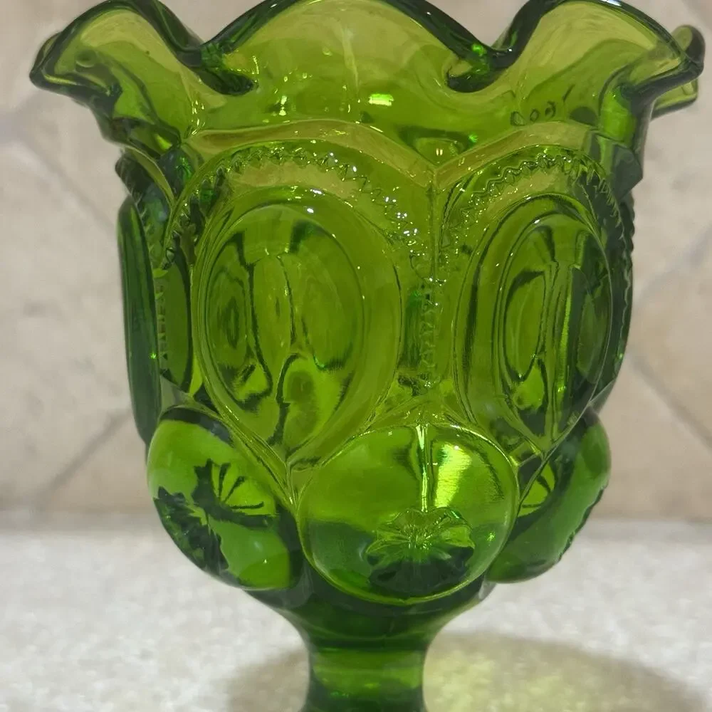 Vintage LE Smith Green Moon & Stars‎ Ruffled Footed Open Vase Compote 5 3/4
